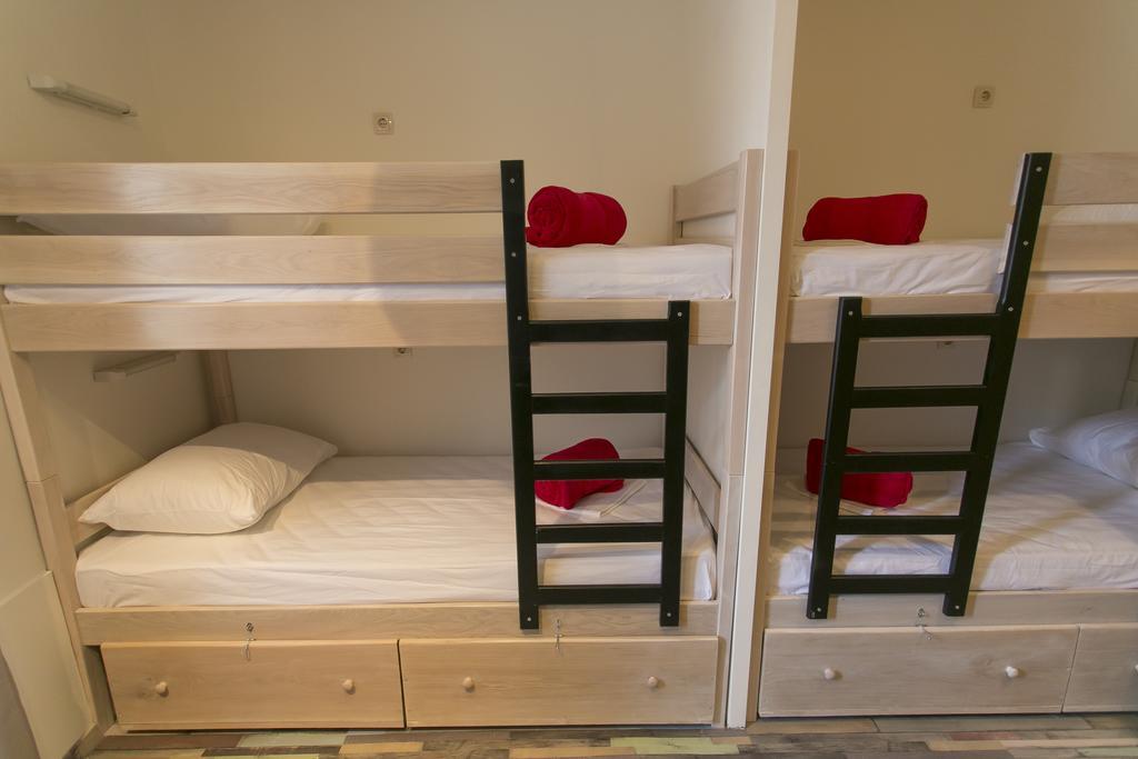 City Hostel טרוגיר חדר תמונה