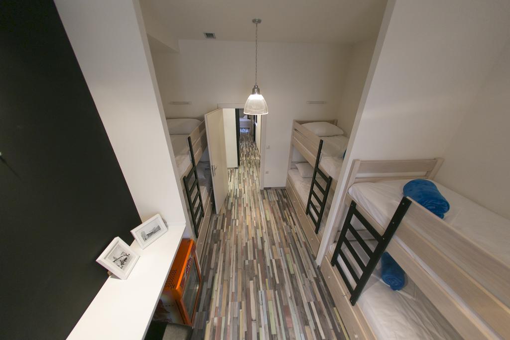 City Hostel טרוגיר חדר תמונה
